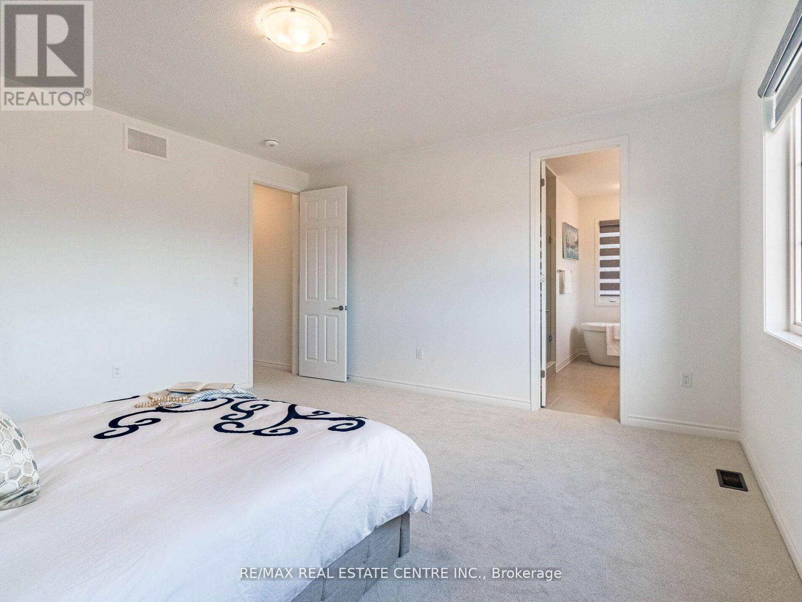 1577 Scarlett Trail, Pickering, Ontario  L0H 1J0 - Photo 15 - E12186900