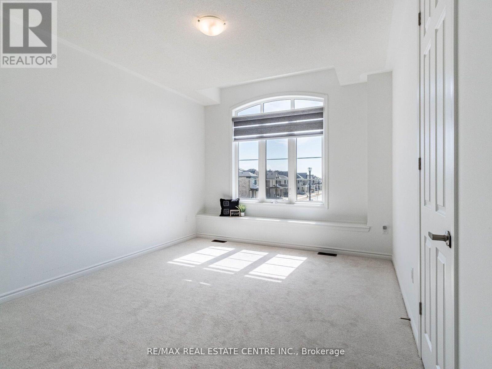1577 Scarlett Trail, Pickering, Ontario  L0H 1J0 - Photo 18 - E12186900