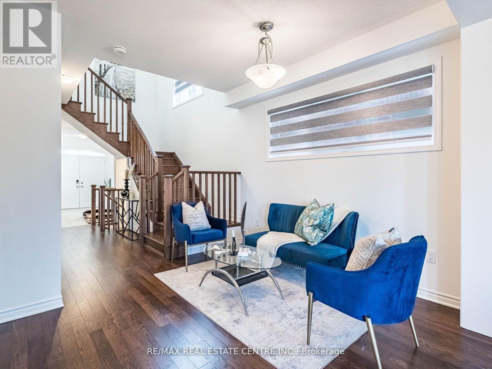 1577 Scarlett Trail, Pickering, Ontario  L0H 1J0 - Photo 5 - E12186900