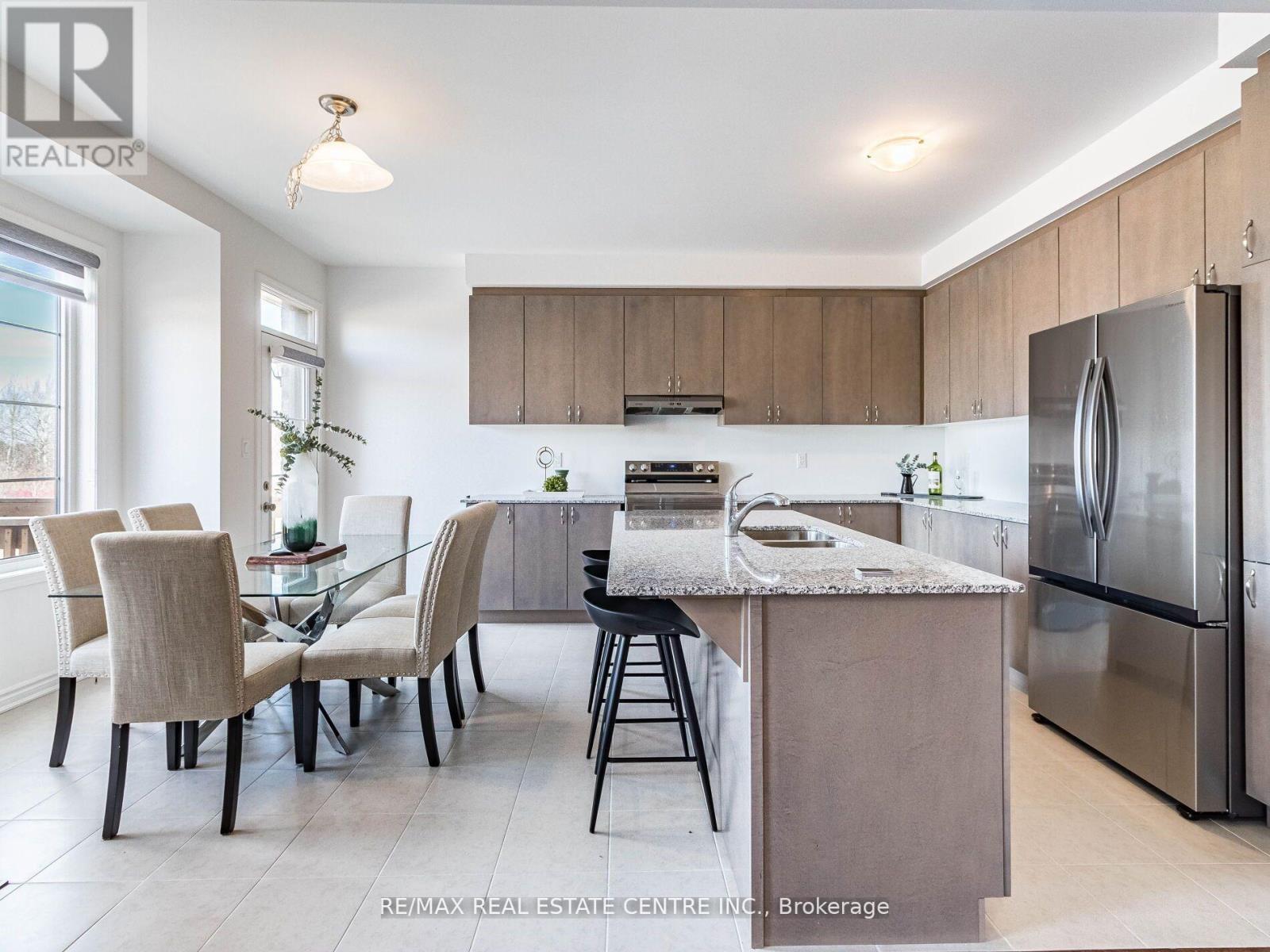 1577 Scarlett Trail, Pickering, Ontario  L0H 1J0 - Photo 8 - E12186900