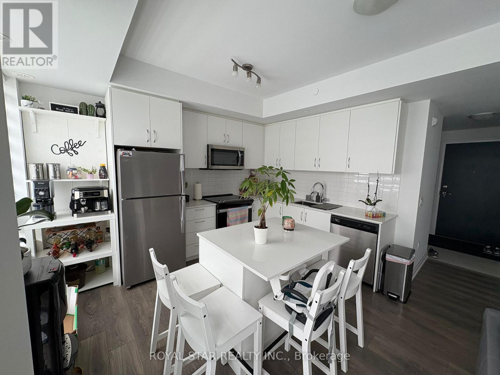314 - 95 Attmar Drive, Brampton, Ontario  L6P 0Y6 - Photo 13 - W12167197