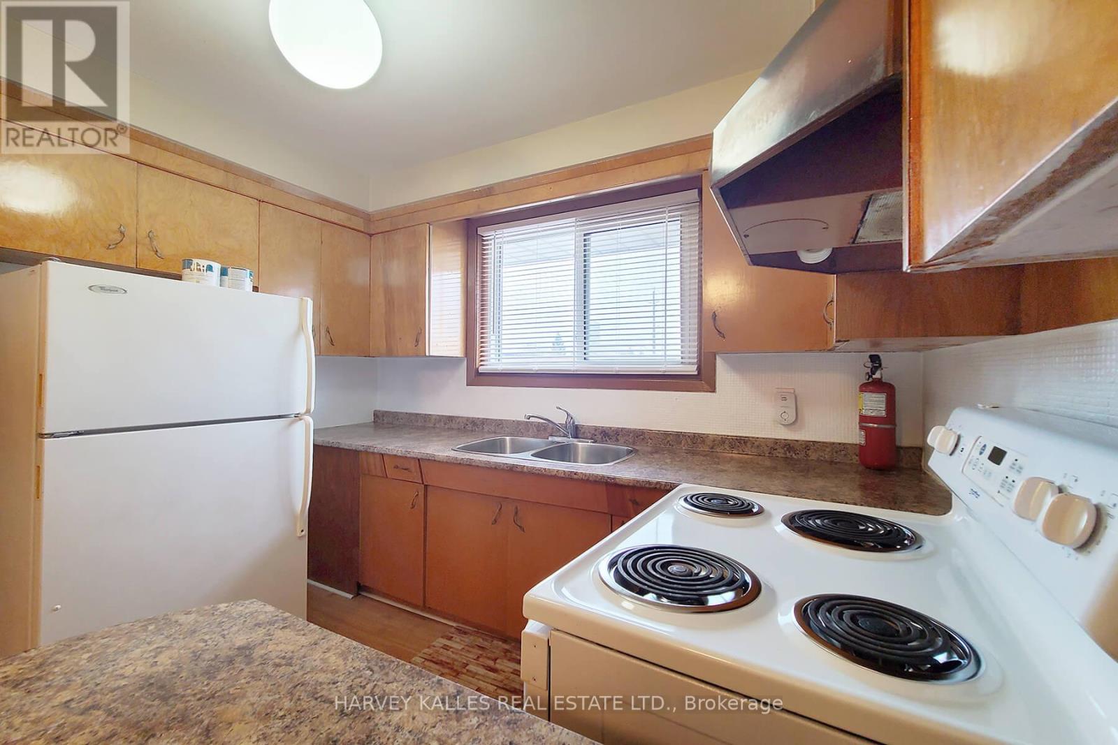 5 - 412 Horner Avenue, Toronto, Ontario  M8W 2A4 - Photo 13 - W12084789