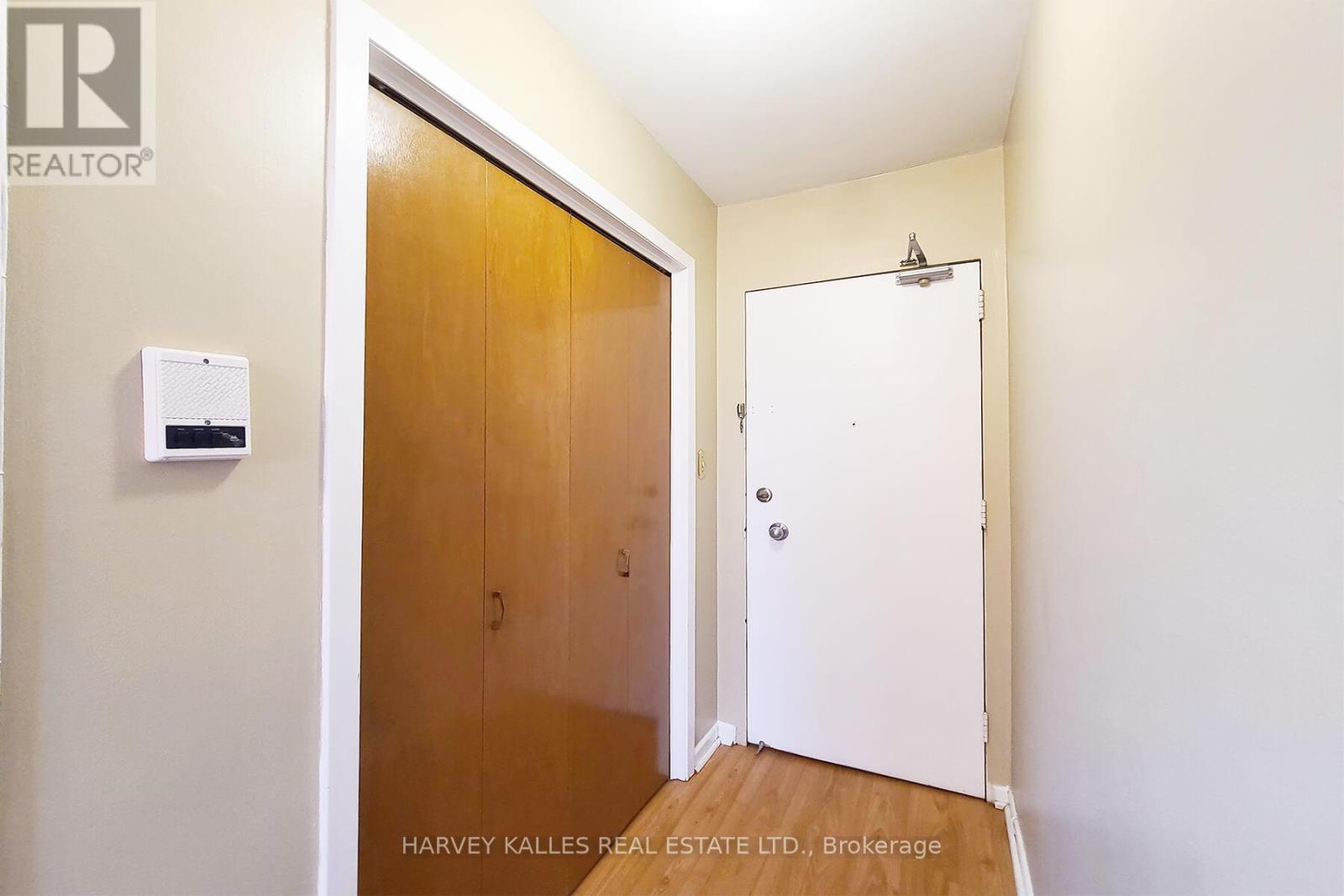 5 - 412 Horner Avenue, Toronto (Alderwood), Ontario  M8W 2A4 - Photo 4 - W12084789