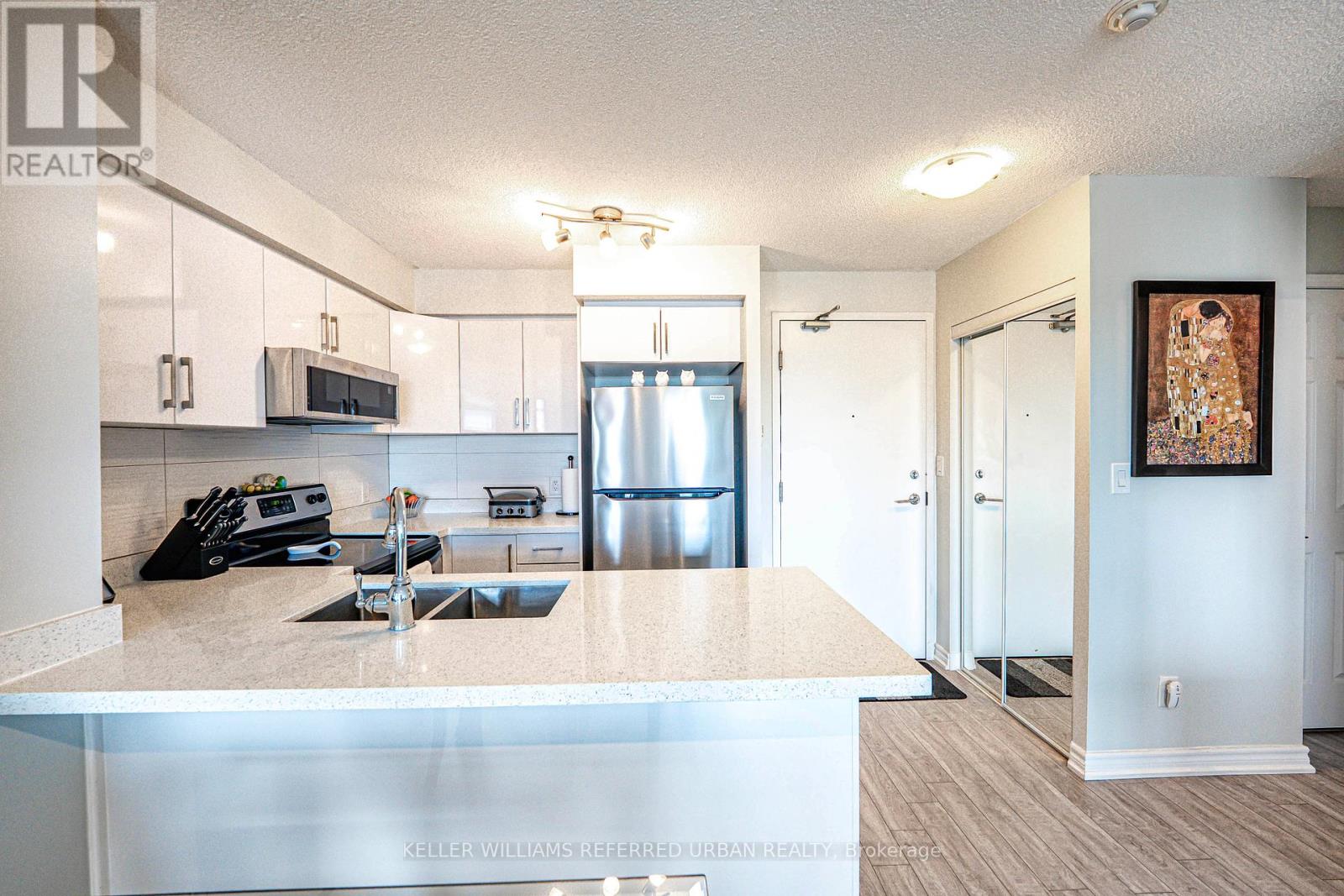 705 - 120 Dallimore Circle, Toronto, Ontario  M3C 4J1 - Photo 17 - C12086842