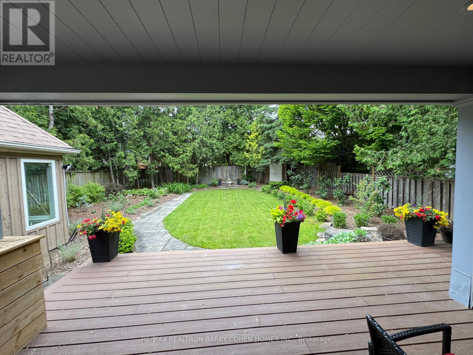 32 Beechwood Avenue, Toronto, Ontario  M6N 4T1 - Photo 32 - C12167209