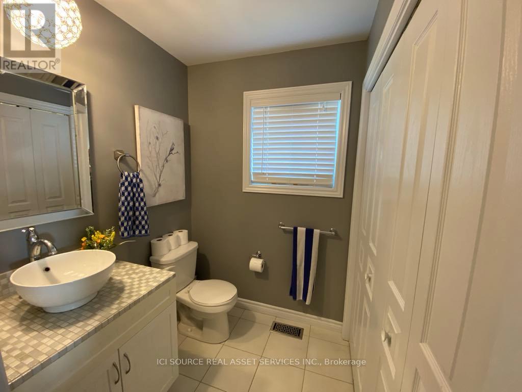 14 Fieldstone Drive, Greater Sudbury, Ontario  P3B 0C4 - Photo 8 - X12185032