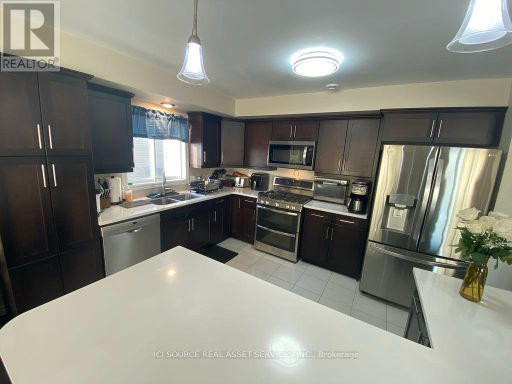 14 Fieldstone Drive, Greater Sudbury, Ontario  P3B 0C4 - Photo 11 - X12185032