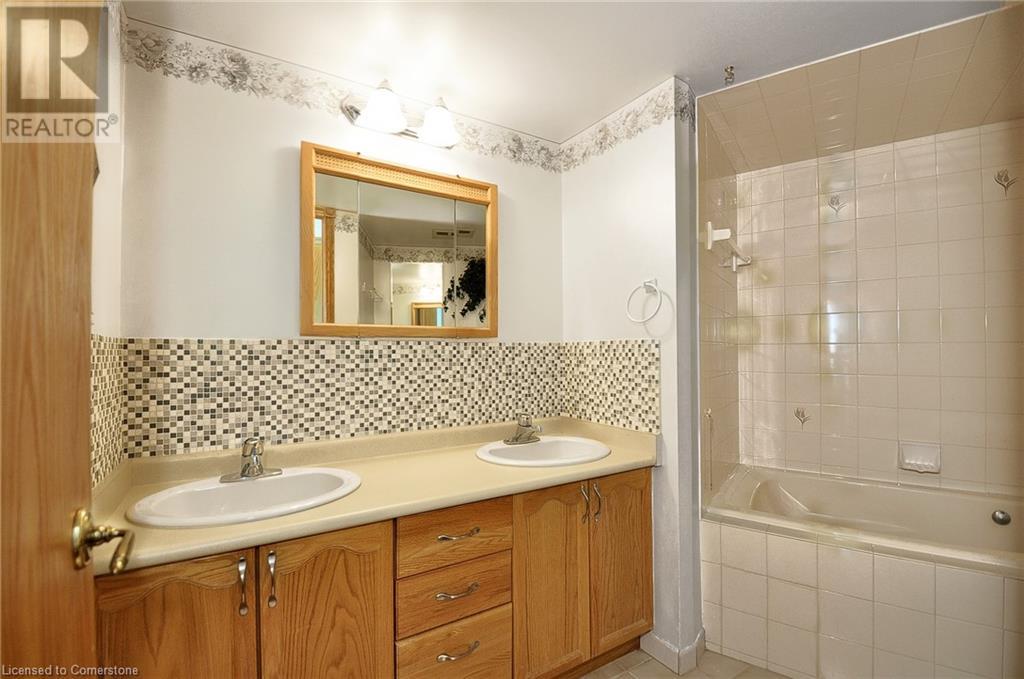 237 King Street W Unit# 611, Cambridge, Ontario  N3H 5L2 - Photo 12 - 40694423