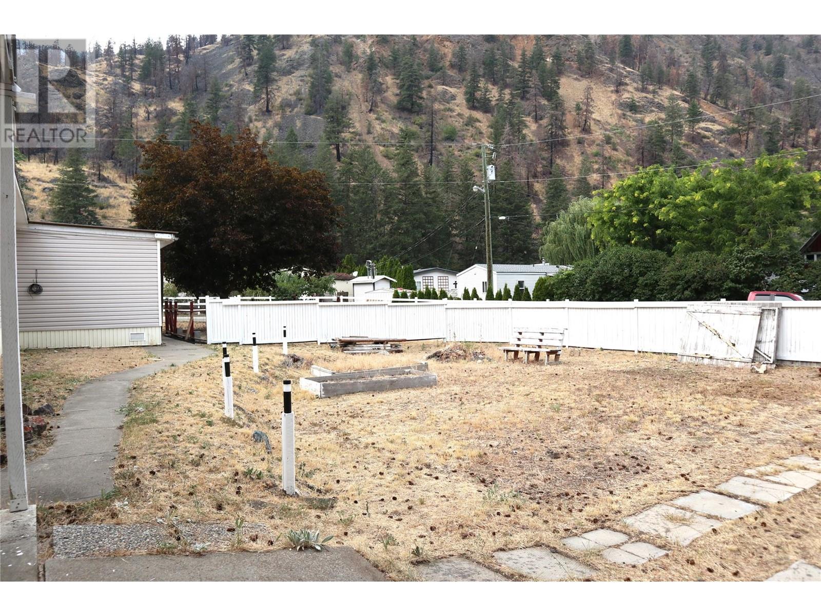 1514 Hwy 3A Unit# 1, Olalla, BC V0X1N6