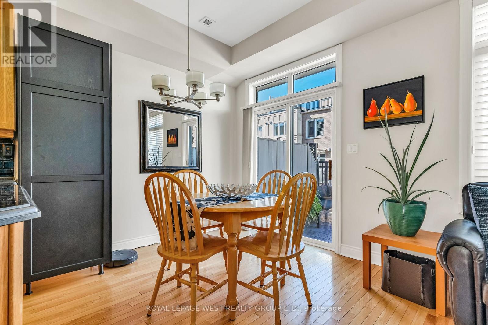 16 Yachters Lane, Toronto, Ontario  M8V 4C5 - Photo 12 - W12098709