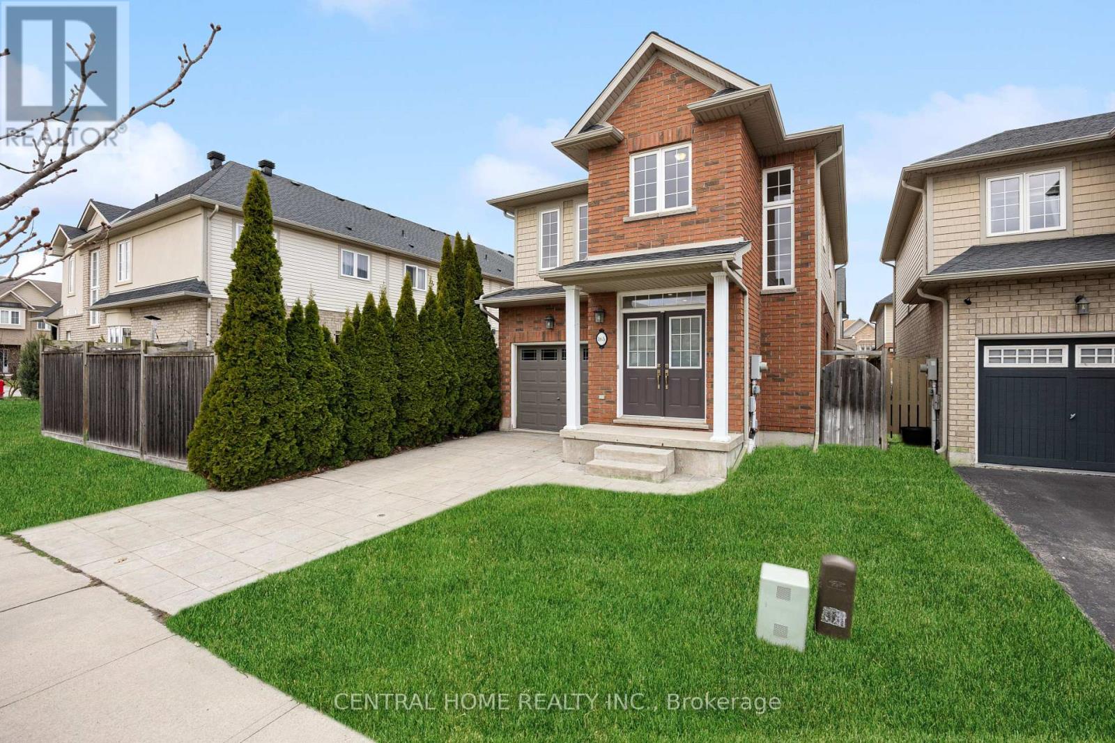 Property at 165 PALACEBEACH TRAIL image 3