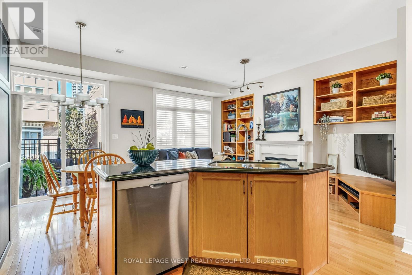 16 Yachters Lane, Toronto, Ontario  M8V 4C5 - Photo 9 - W12098709