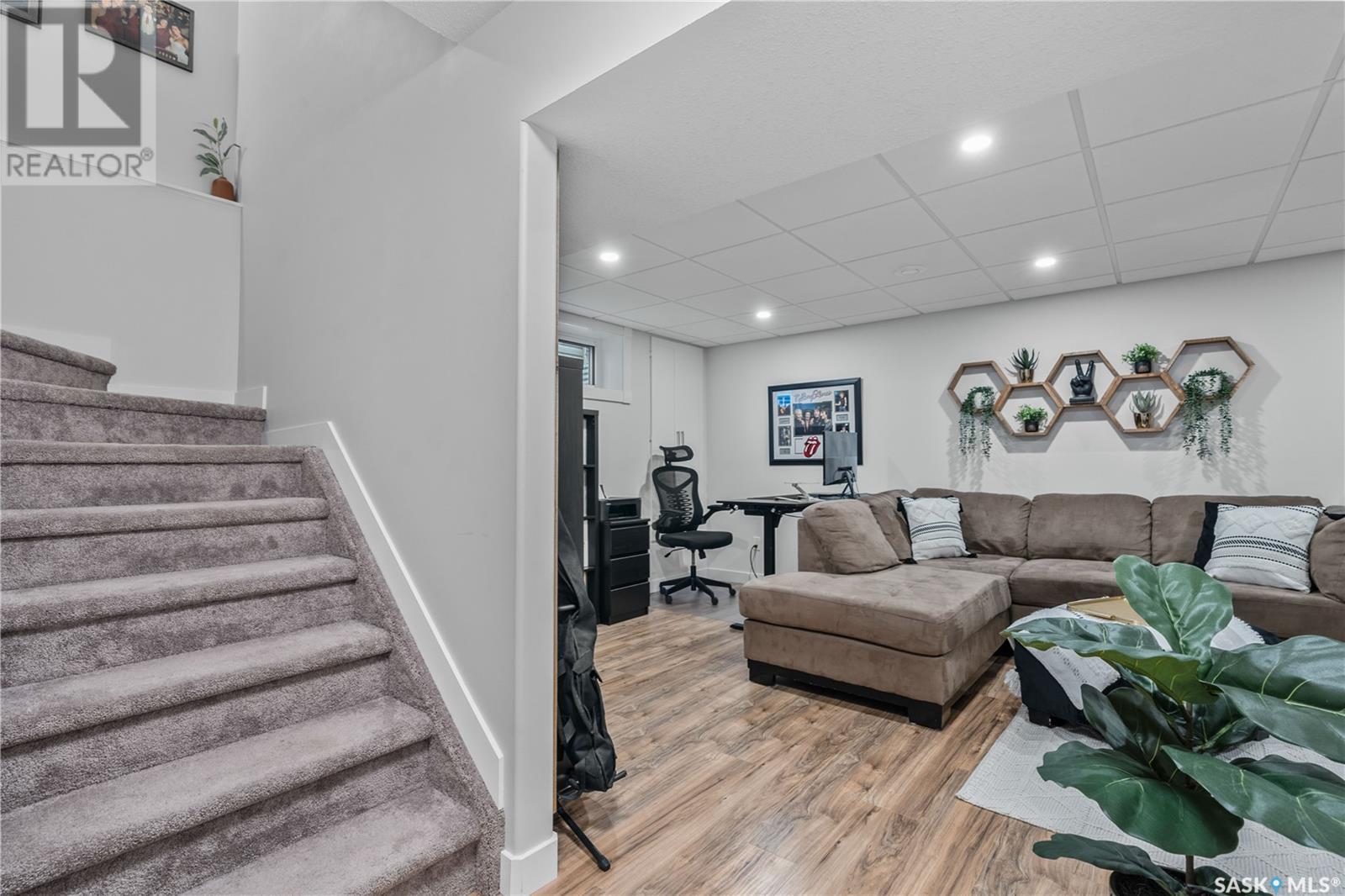8826 Sherwood Drive, Regina, Saskatchewan  S4Y 0B6 - Photo 32 - SK007743