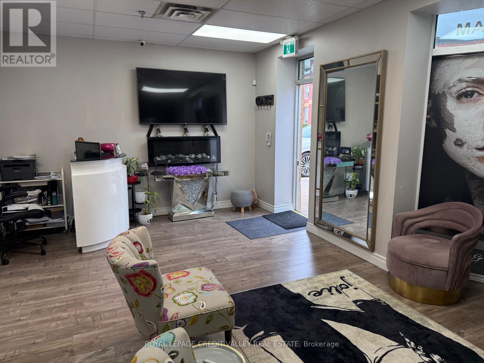 Property at 36 - 5004 TIMBERLEA BOULEVARD image 3