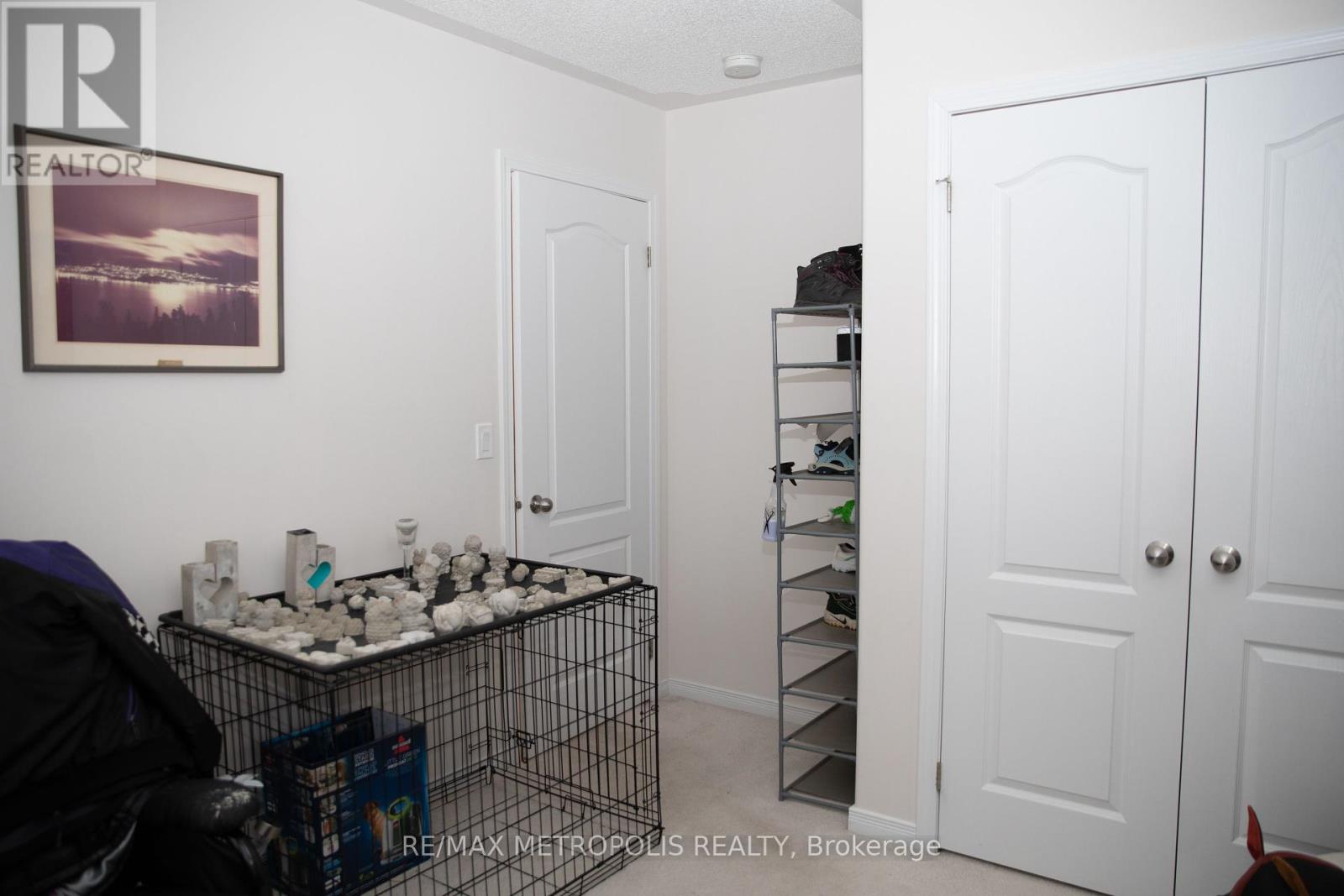 14 Lisbeth Crescent, Kawartha Lakes (Lindsay), Ontario  K9V 0B7 - Photo 8 - X12186944