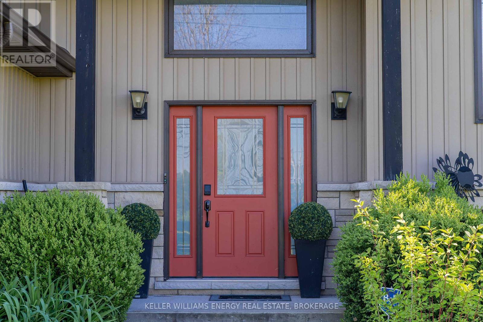 Property at 1687 LAKESIDE DRIVE image 4