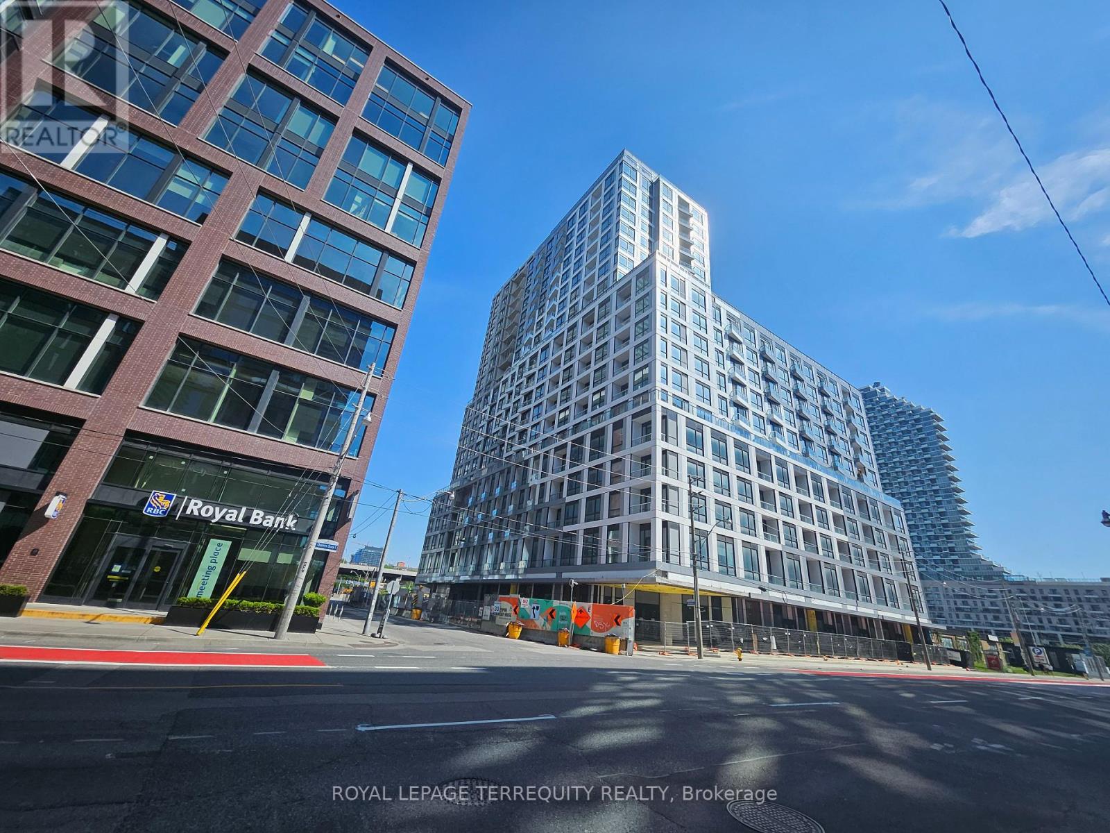 313 - 15 Richardson Street, Toronto, Ontario  M5A 0Y5 - Photo 2 - C12186972