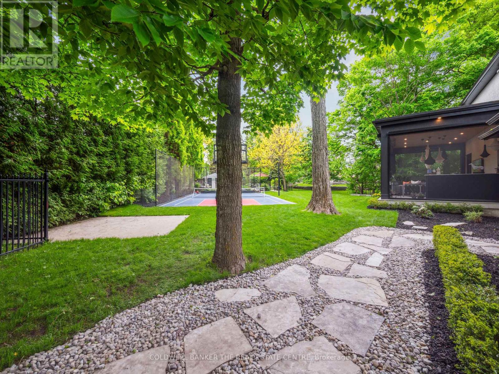 8 Lenarthur Court, Aurora, Ontario  L4G 6M2 - Photo 42 - N12186010