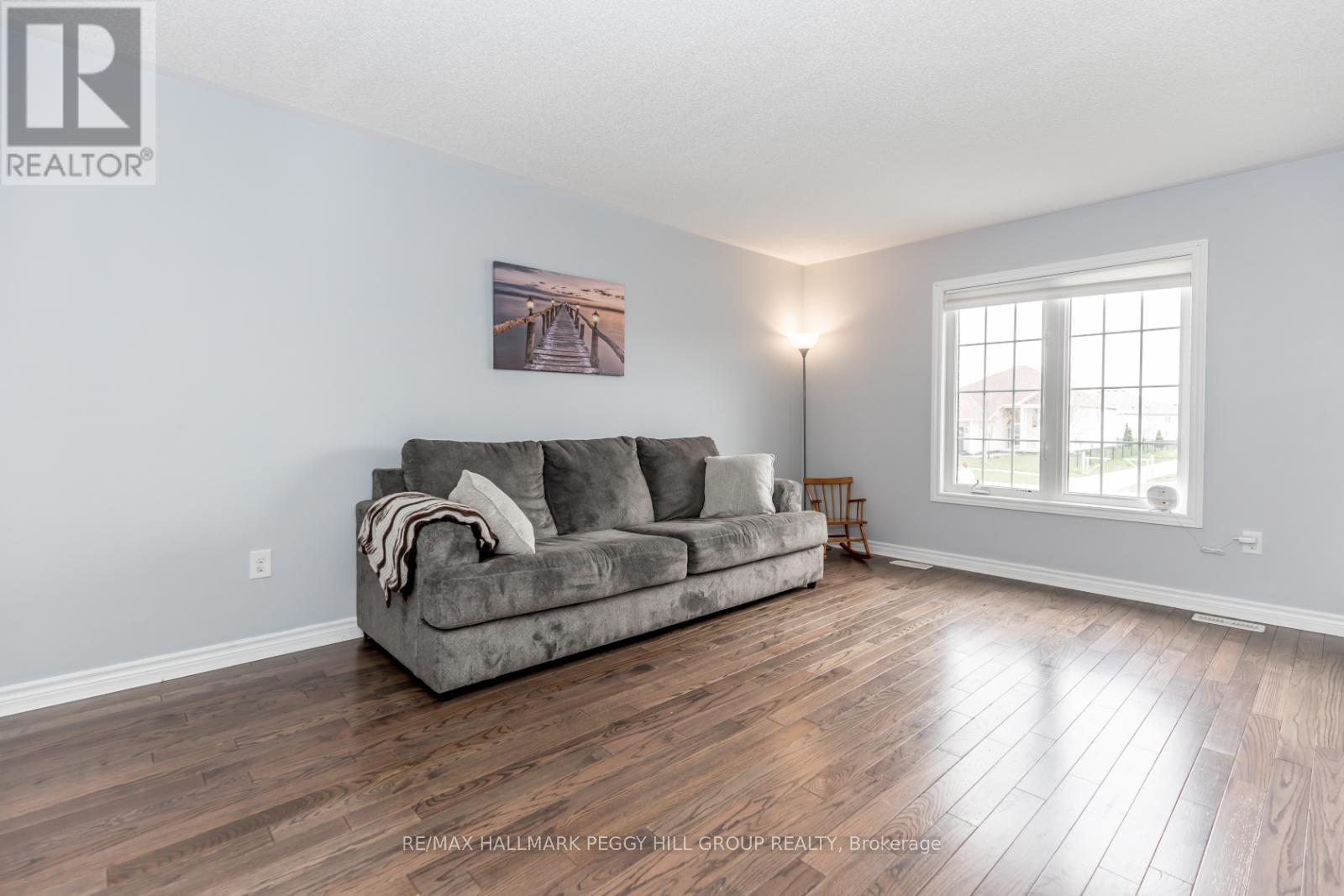 Property at 283 REGINA STREET image 4