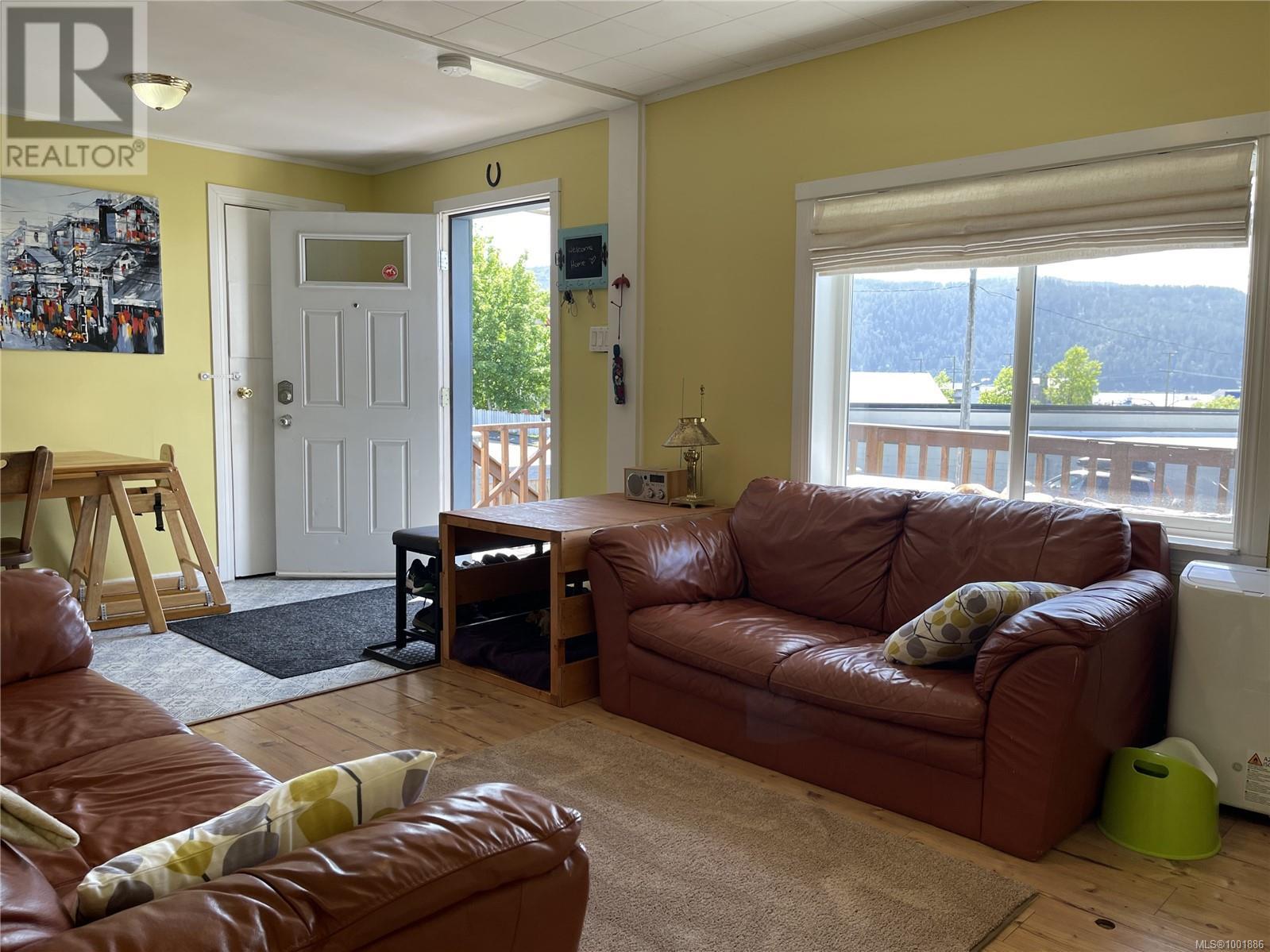 Property at 3265 2nd Ave image 5