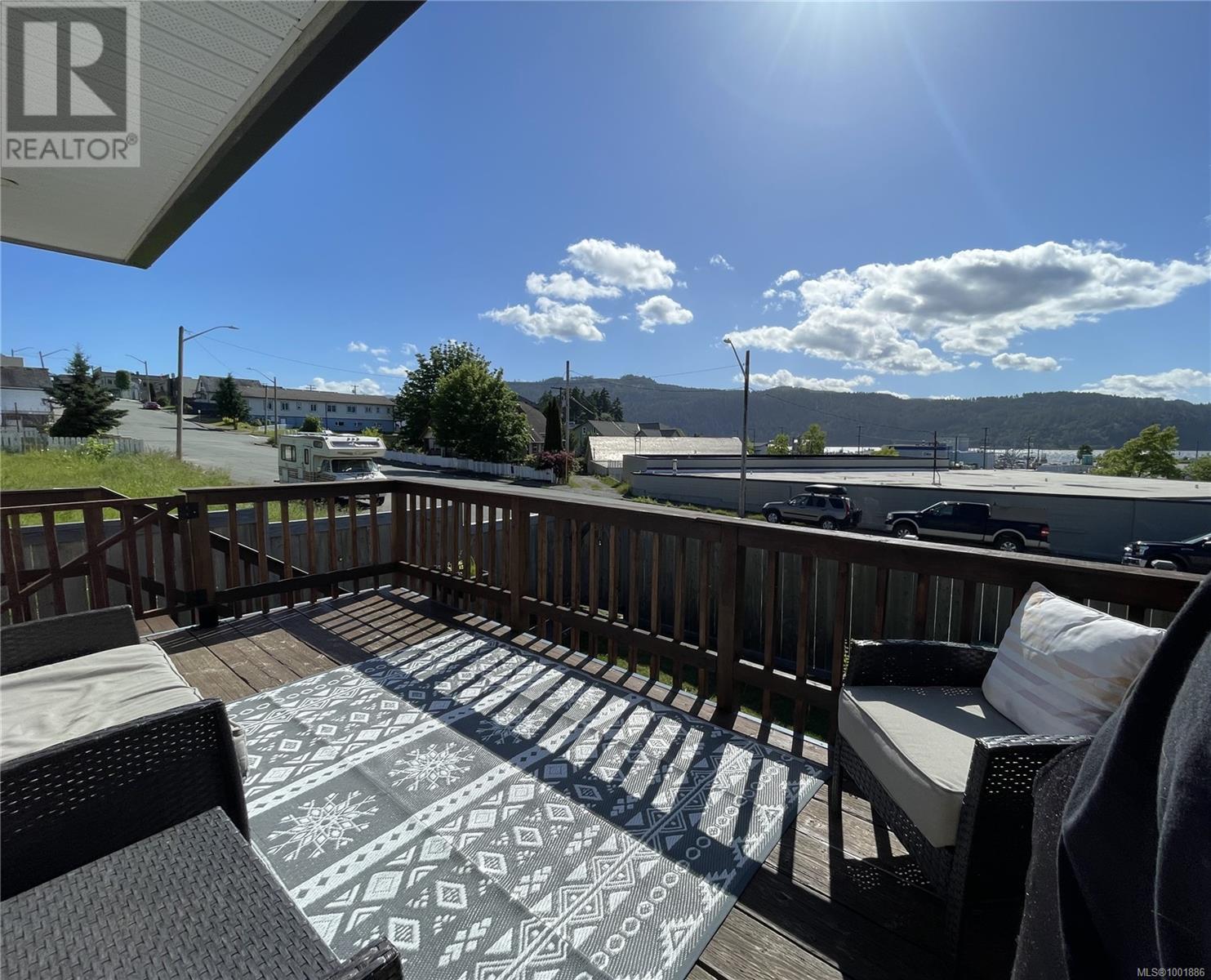 Property at 3265 2nd Ave image 4