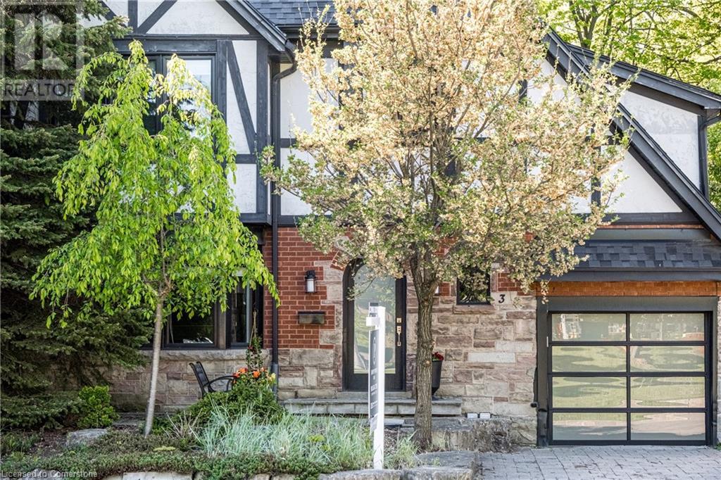 Property at 3 OAKWOOD Place image 2