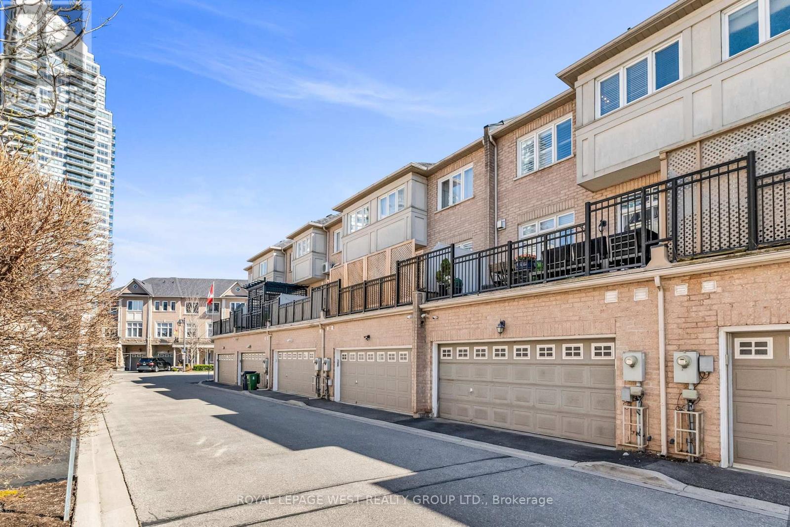 16 Yachters Lane, Toronto, Ontario  M8V 4C5 - Photo 43 - W12098709