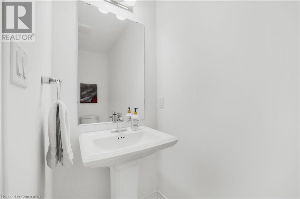 196 Longboat Run West, Brantford, Ontario  N3T 0T1 - Photo 15 - 40735941
