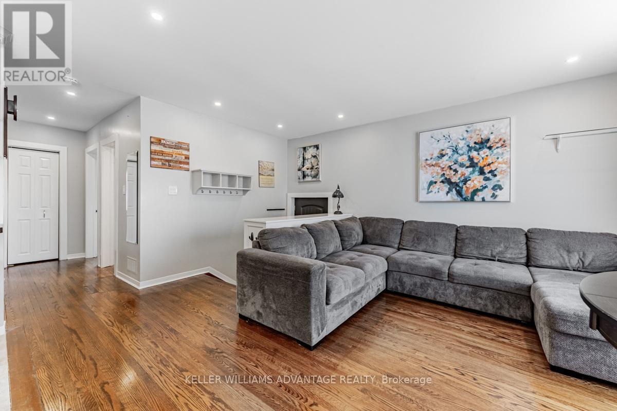 87 Merryfield Drive, Toronto, Ontario  M1P 1K3 - Photo 4 - E12107836