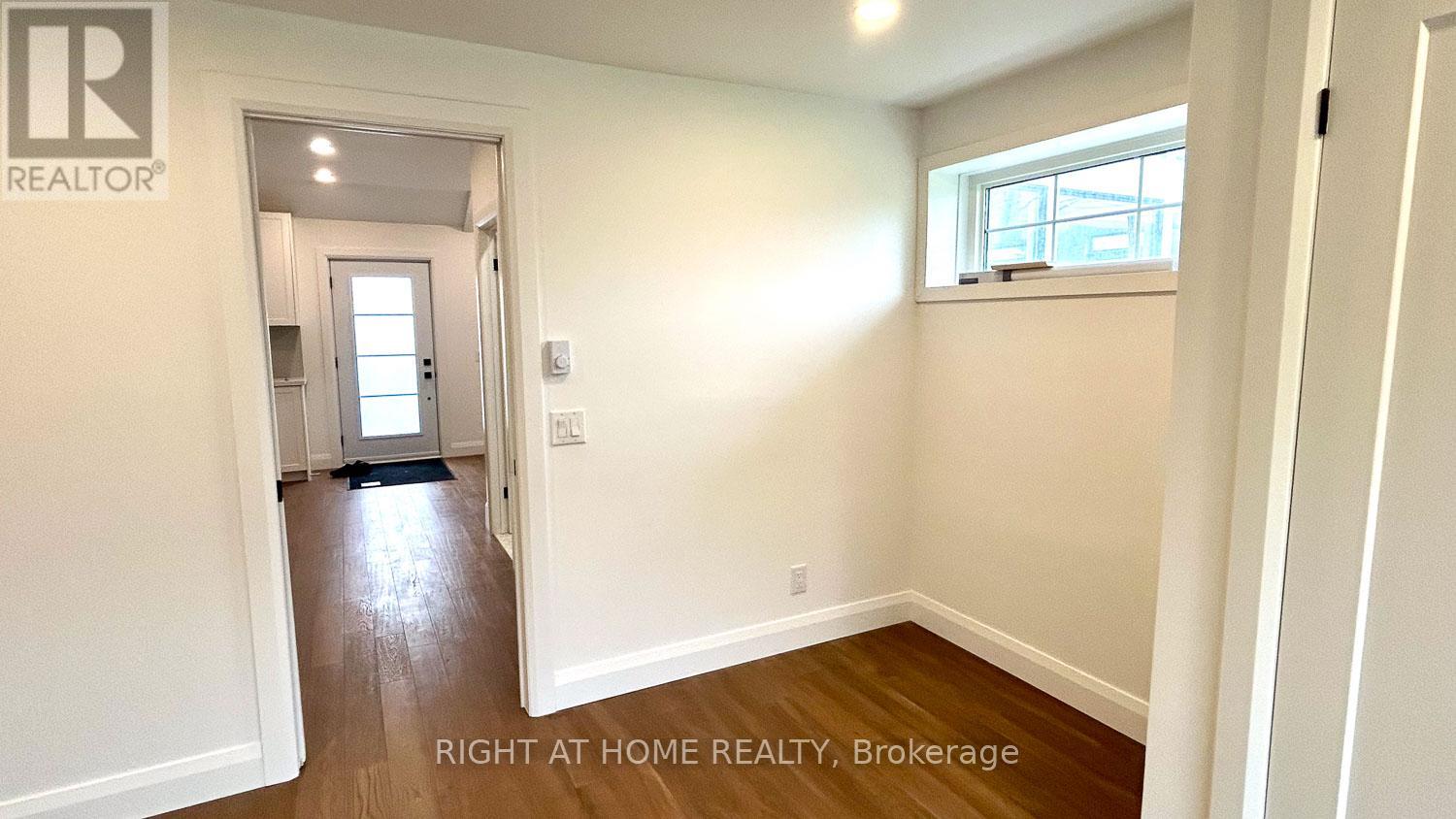 Garden Suite - 21 Northgate Drive, Toronto, Ontario  M3K 1R1 - Photo 16 - W12167235