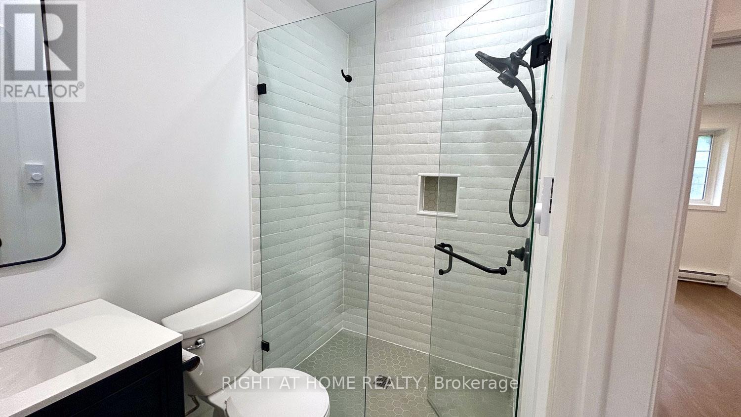 Garden Suite - 21 Northgate Drive, Toronto, Ontario  M3K 1R1 - Photo 12 - W12167235