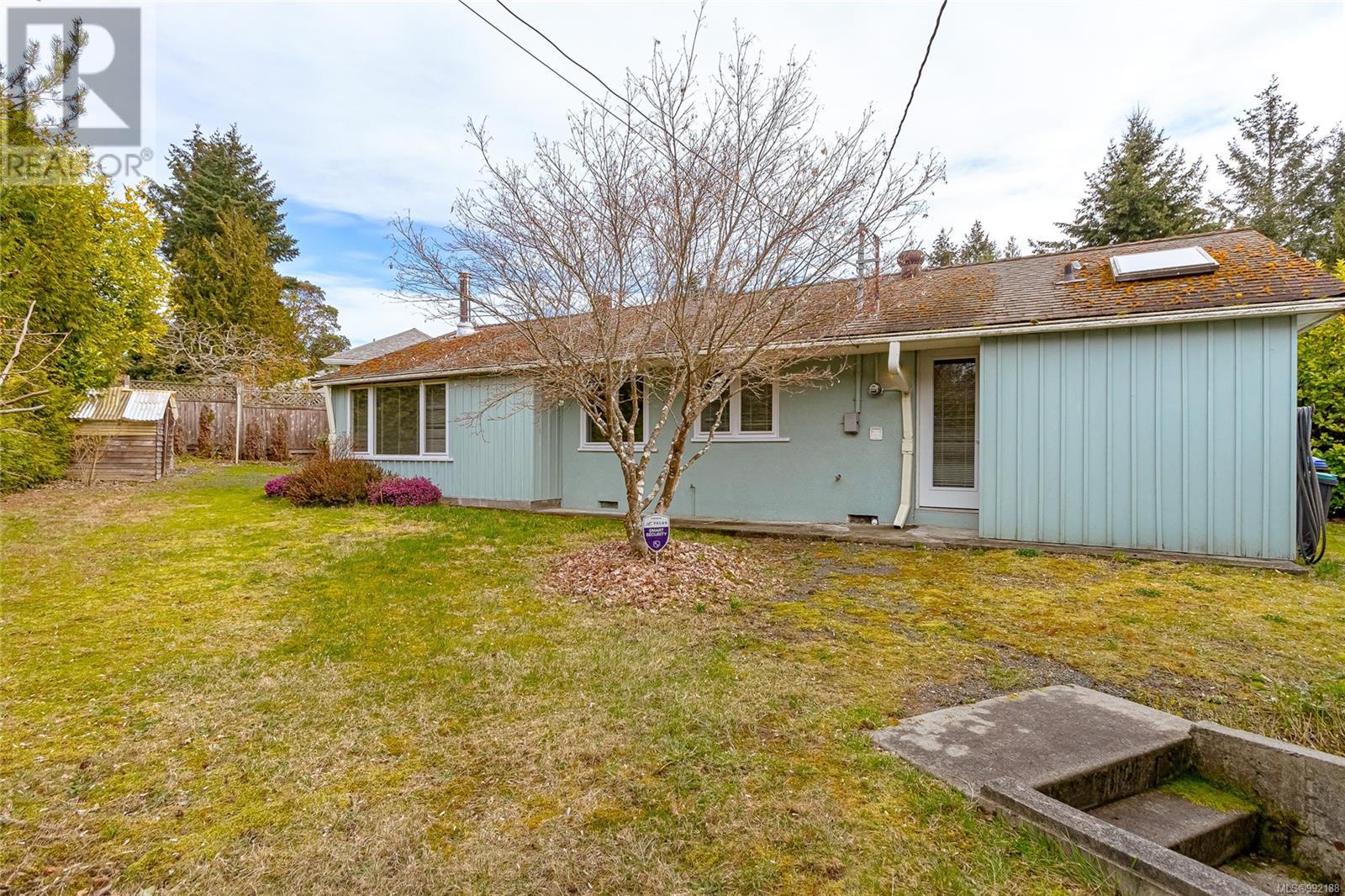 421 Quatsino Rd, Qualicum Beach, British Columbia  V9K 1B5 - Photo 44 - 992188
