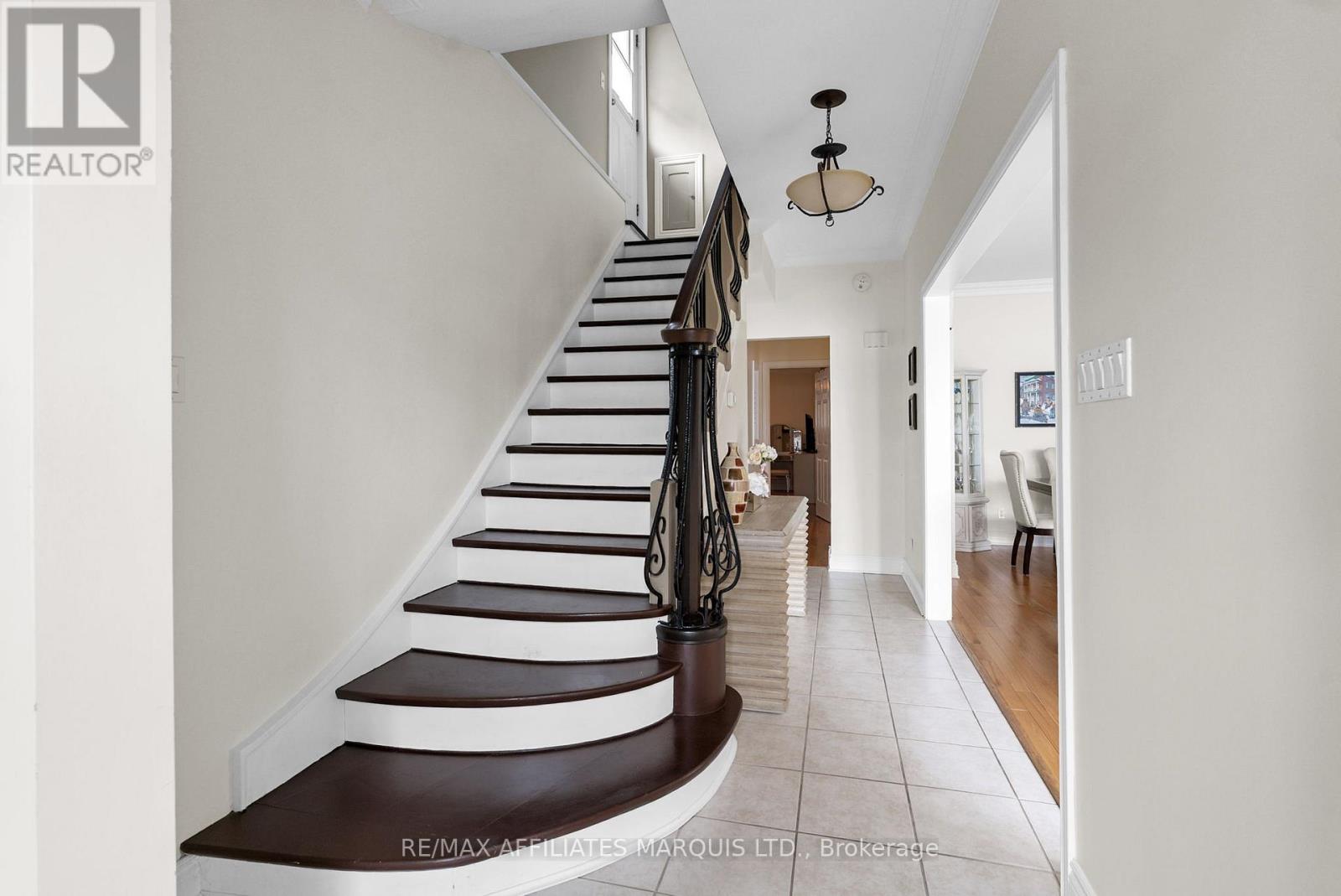 Property at 1316 MONTREAL ROAD image 4