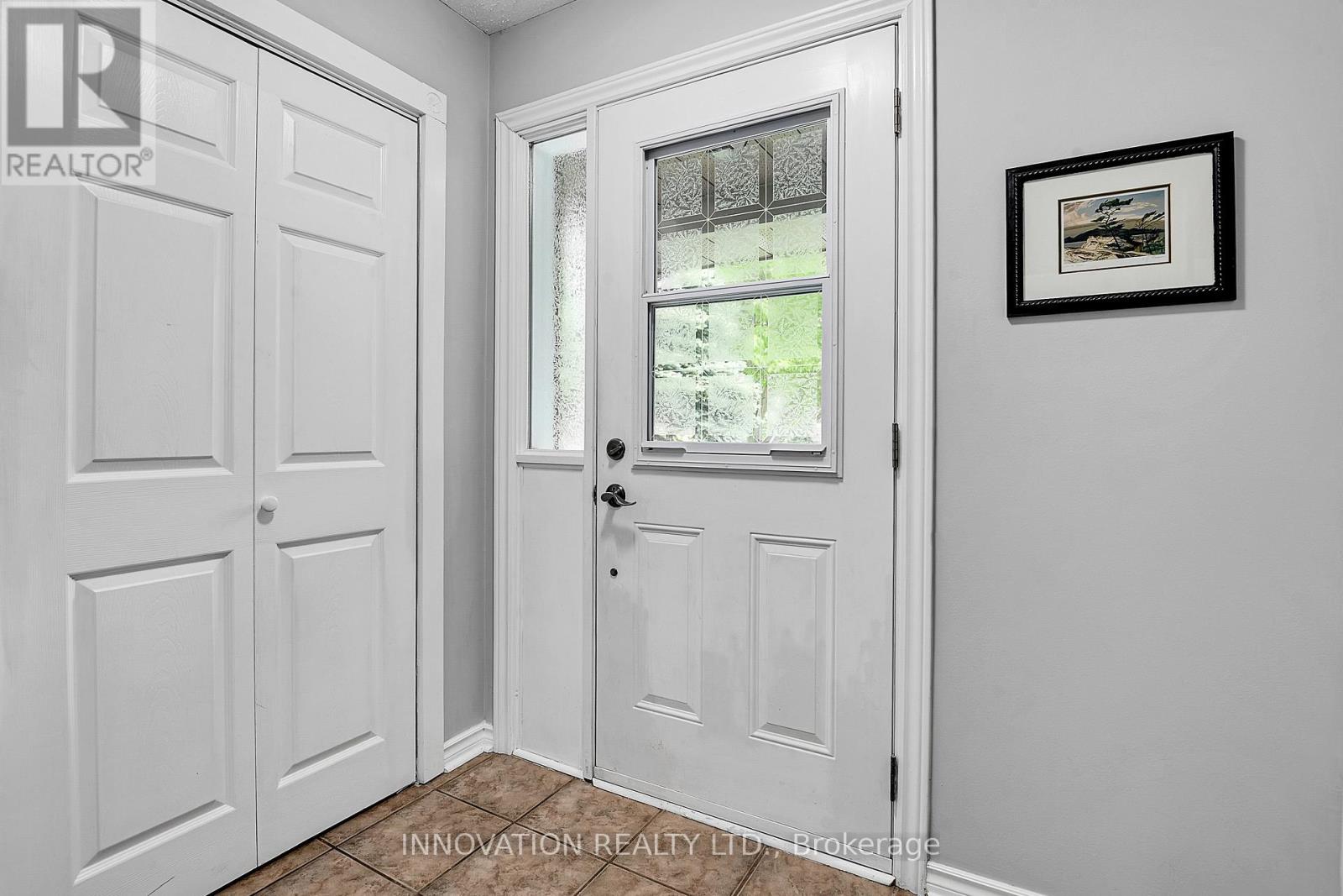 44 Alberni Street, Ottawa, Ontario  K2J 2M6 - Photo 4 - X12187011
