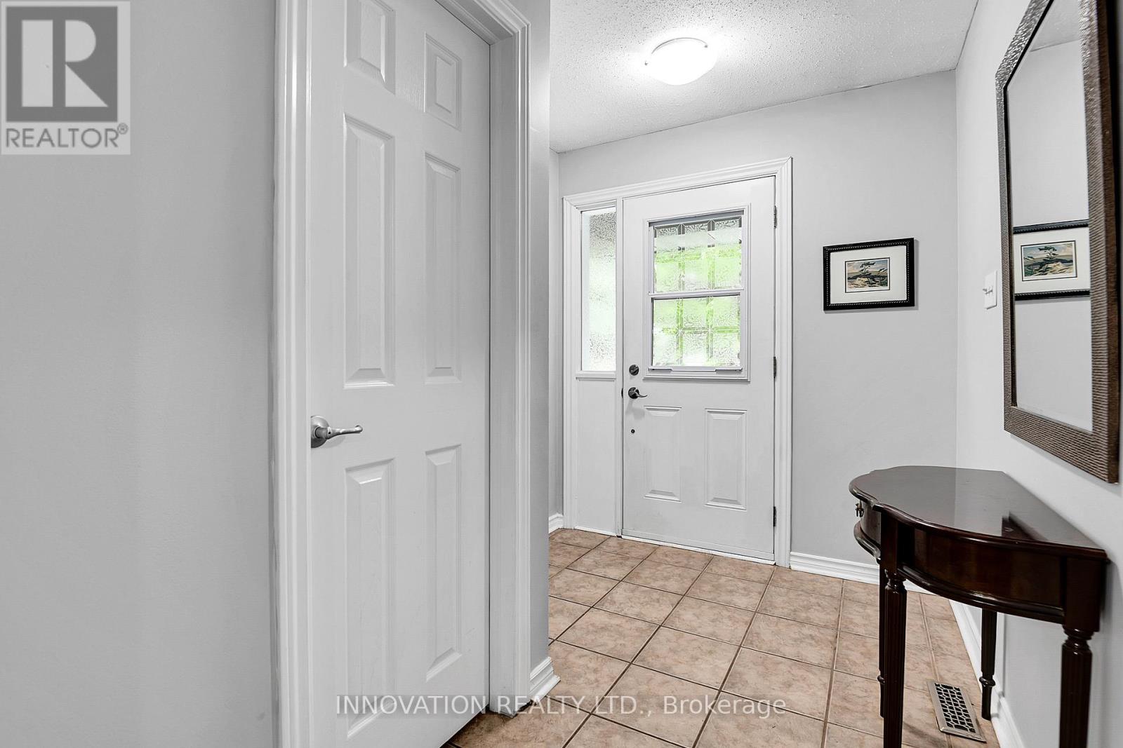 44 Alberni Street, Ottawa, Ontario  K2J 2M6 - Photo 5 - X12187011