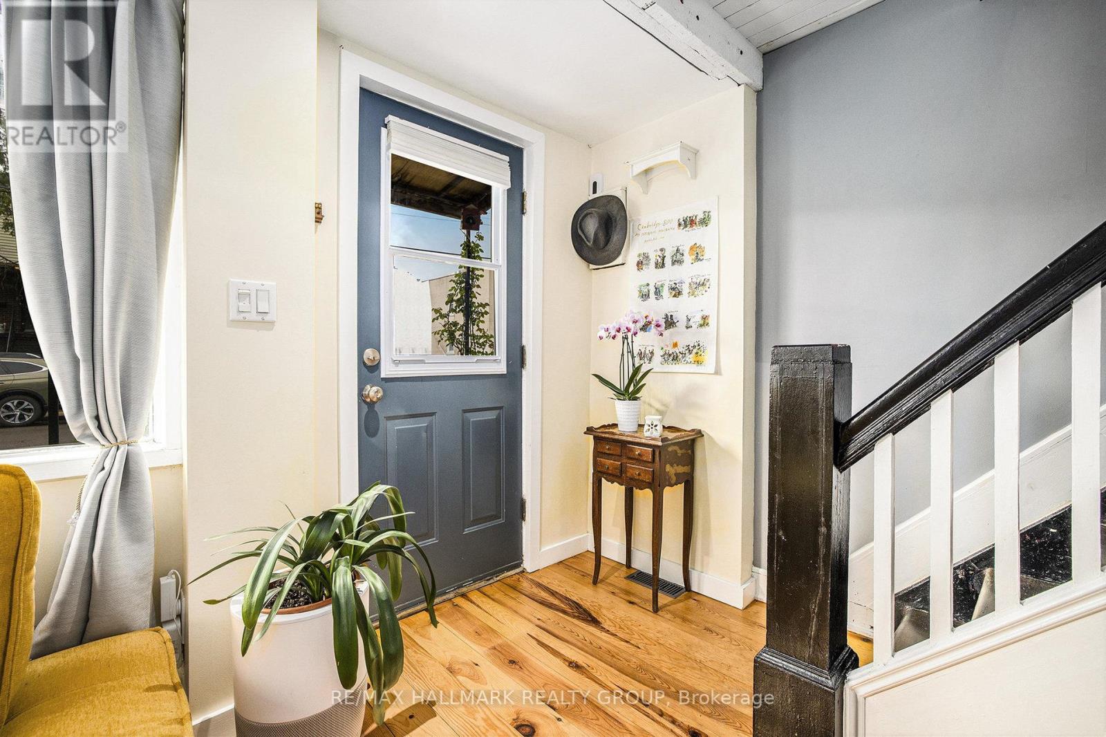 Property at 125 MARIER AVENUE image 2