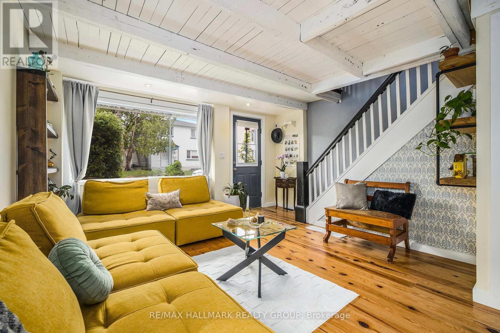 Property at 125 MARIER AVENUE image 4