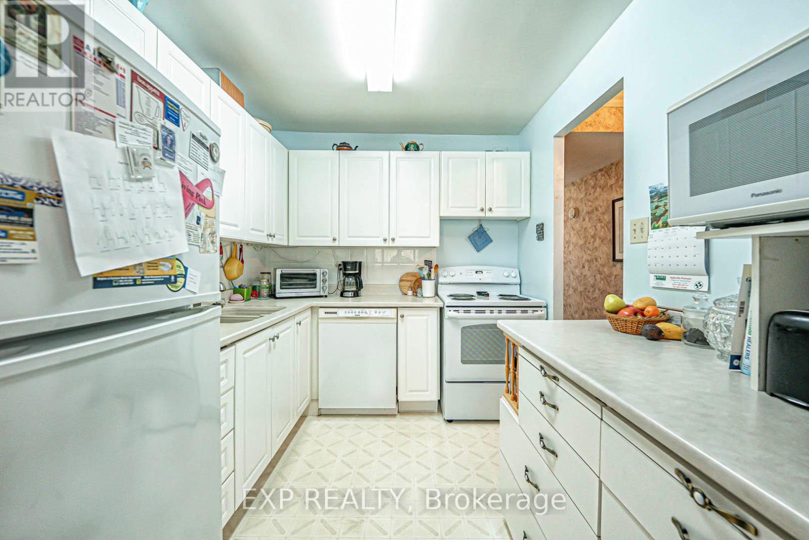 #402 - 44 Falby Court, Ajax (South East), Ontario  L1S 3L1 - Photo 17 - E12187001