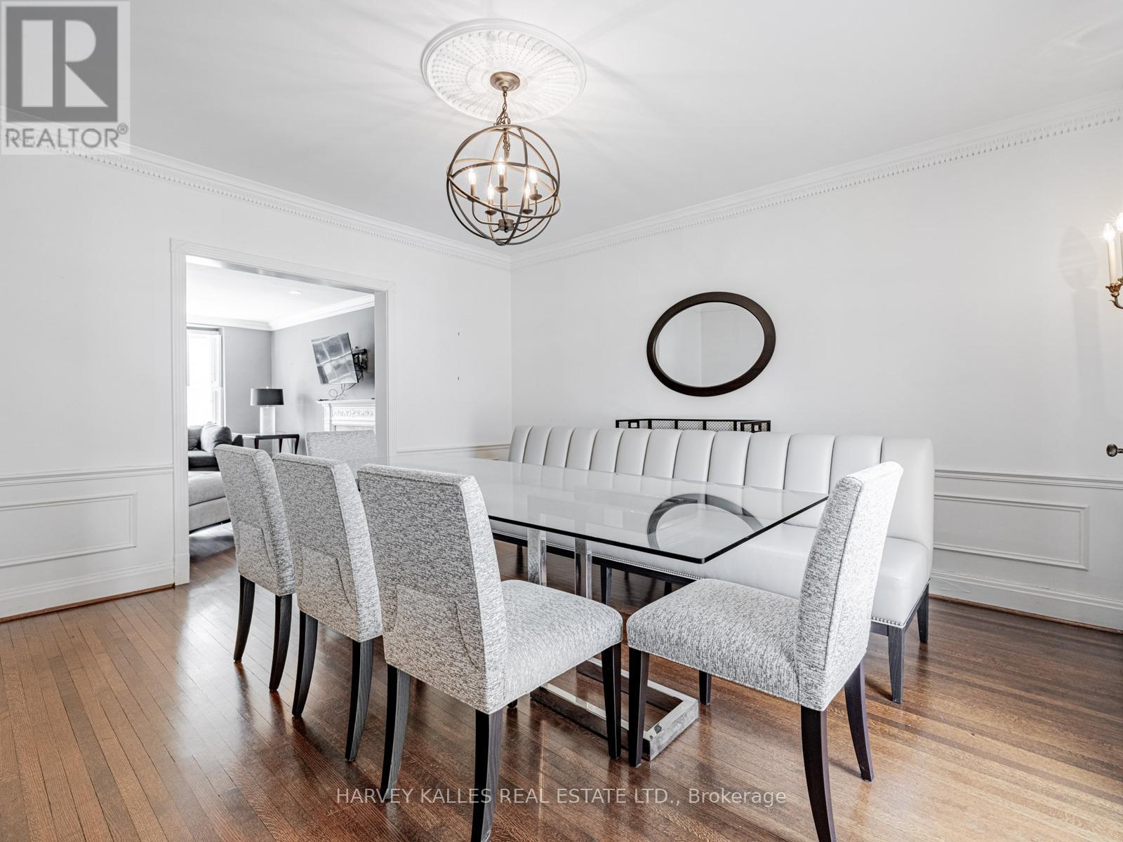 2 Silverwood Avenue, Toronto, Ontario  M5P 1W4 - Photo 15 - C12110841
