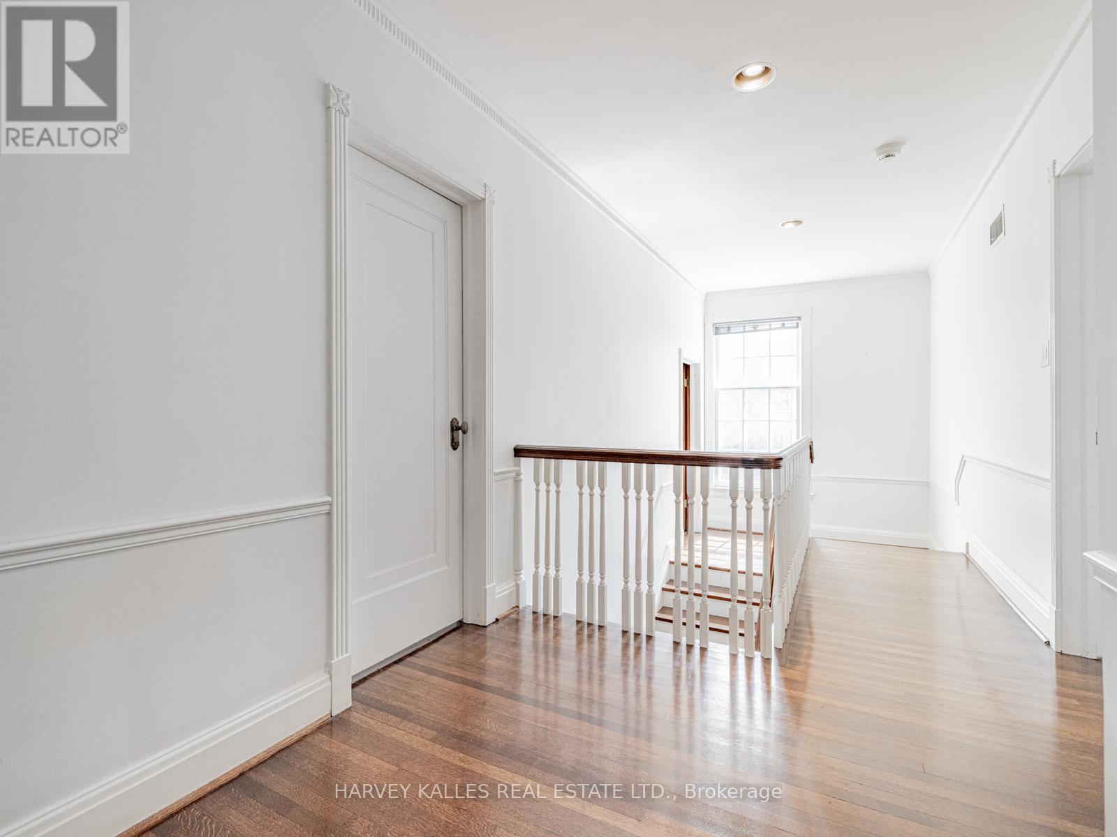 2 Silverwood Avenue, Toronto, Ontario  M5P 1W4 - Photo 26 - C12110841