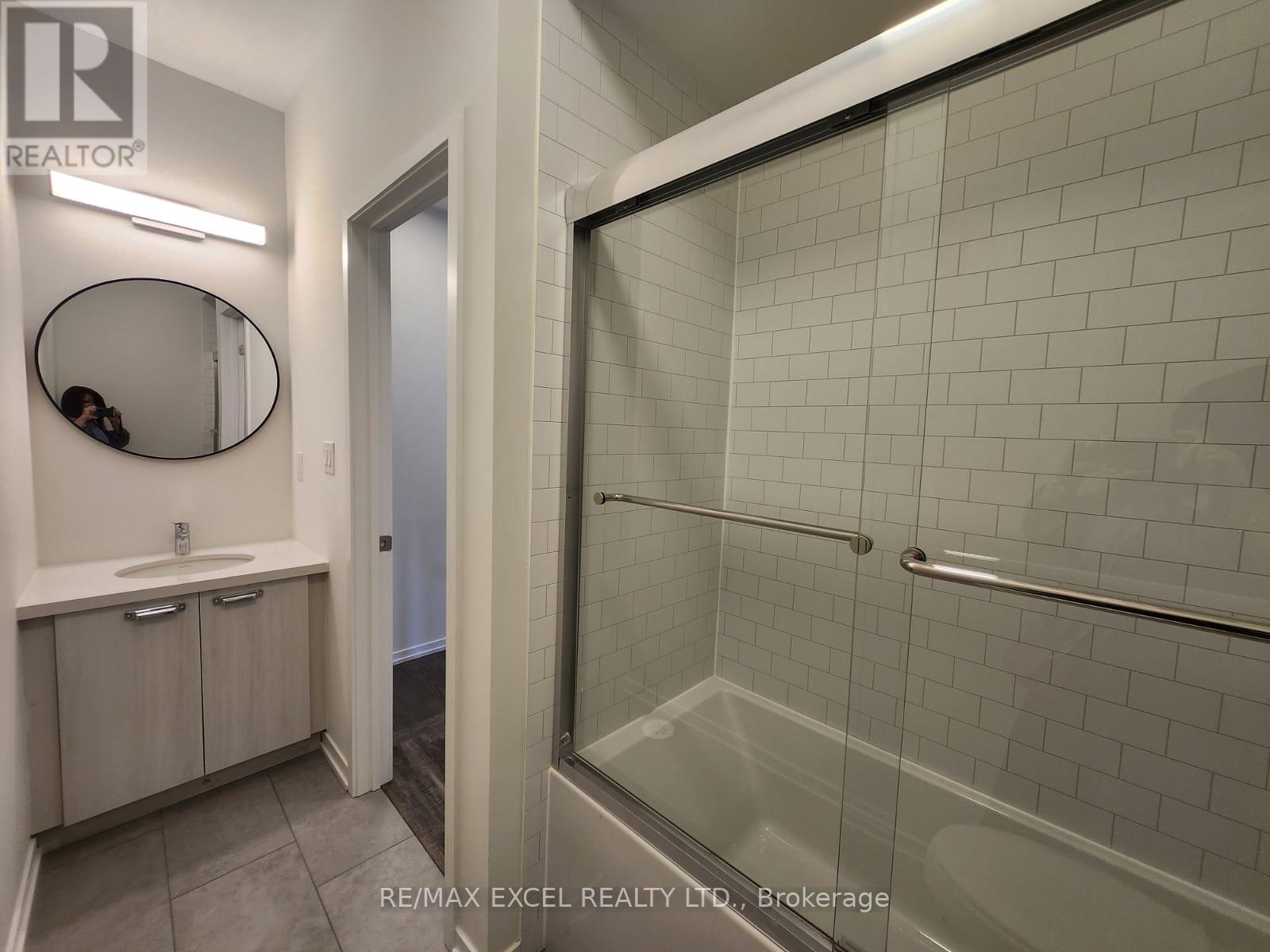 119 Matawin Lane, Richmond Hill, Ontario  L4B 0H7 - Photo 15 - N12187038