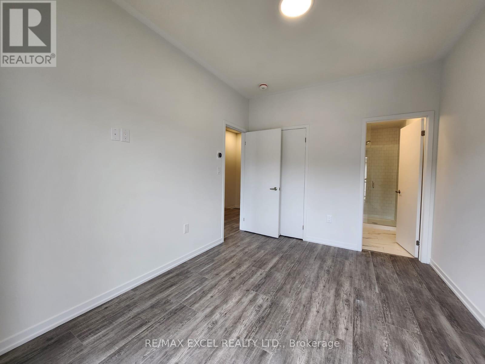 119 Matawin Lane, Richmond Hill, Ontario  L4B 0H7 - Photo 8 - N12187038