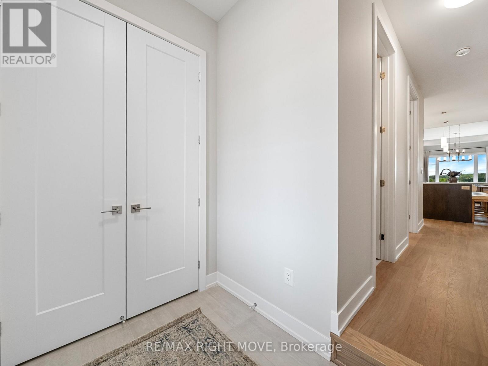 Property at 3192 ORION BOULEVARD image 2