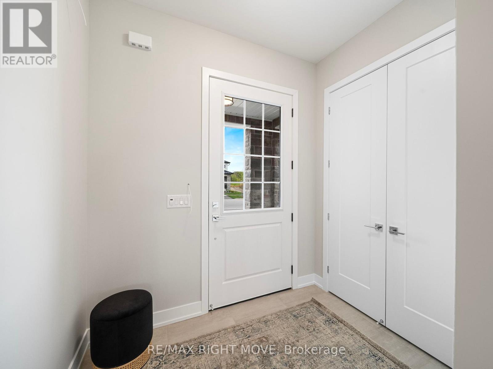 Property at 3192 ORION BOULEVARD image 3