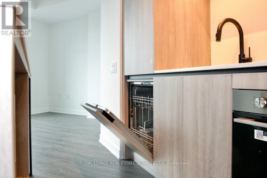 408 - 2495 Eglinton Avenue W, Mississauga, Ontario  L5M 2V8 - Photo 22 - W12186999