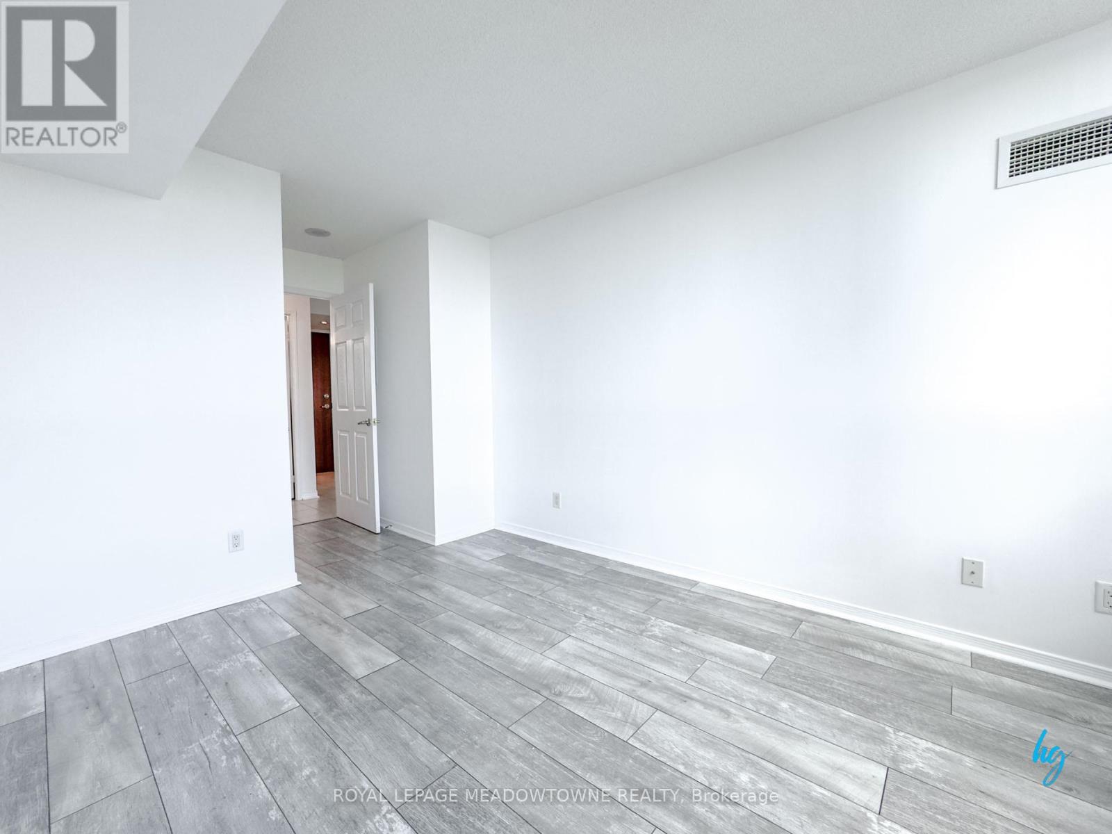 905 - 4900 Glen Erin Drive, Mississauga (Central Erin Mills), Ontario  L5M 7S2 - Photo 8 - W12187005