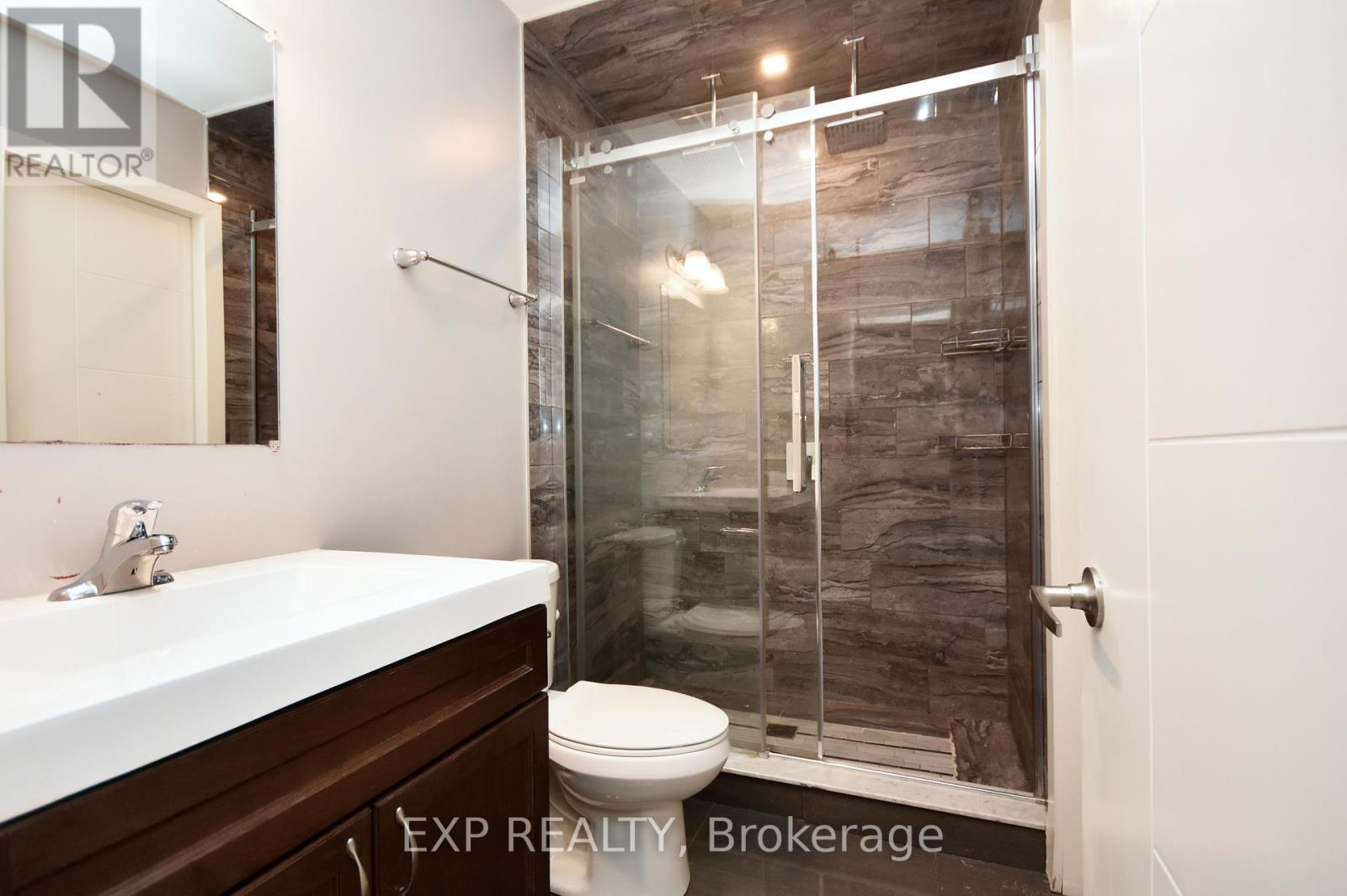 914 Nadalin Heights, Milton, Ontario  L9T 8R2 - Photo 29 - W12187026