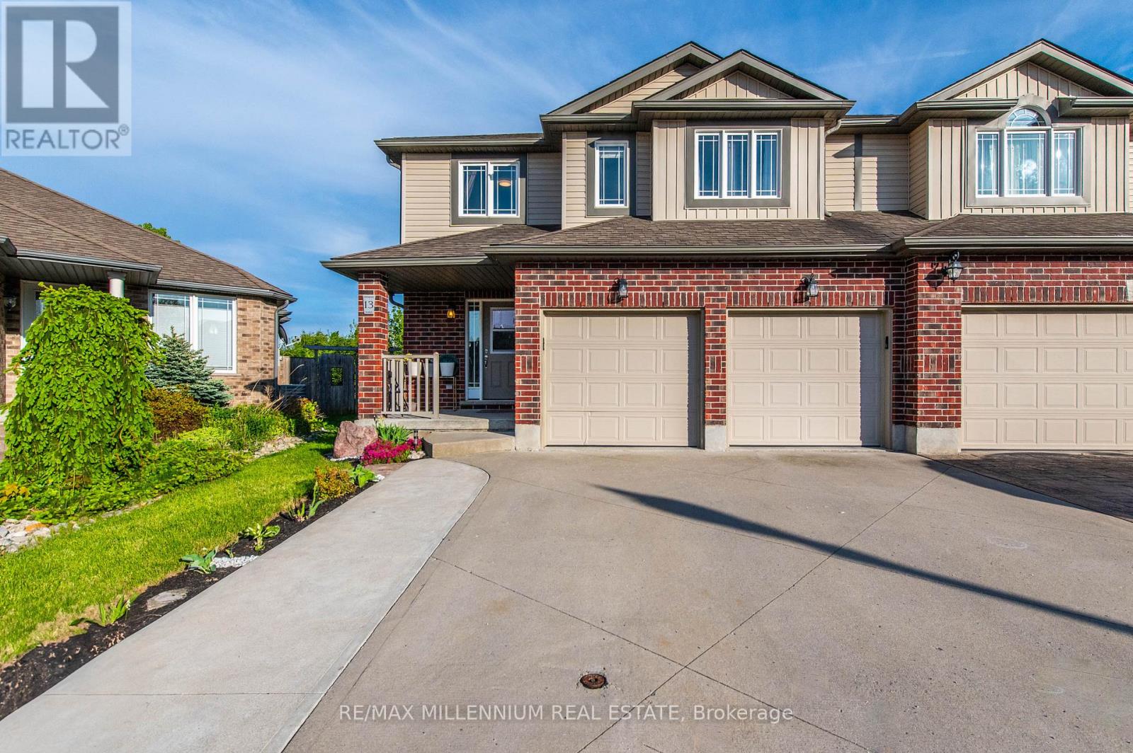 13 Ridgewood Court, Woodstock, Ontario  N4T 0E5 - Photo 2 - X12187016