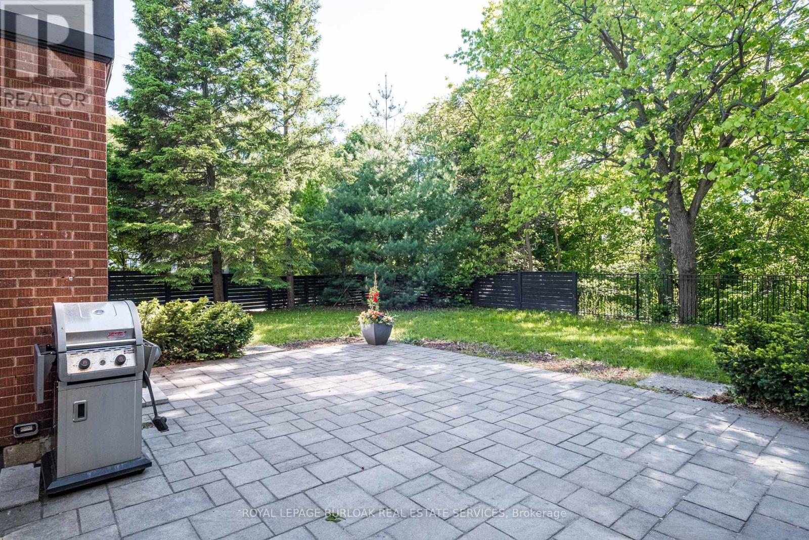 3 Oakwood Place, Hamilton, Ontario  L8S 4C9 - Photo 42 - X12187018
