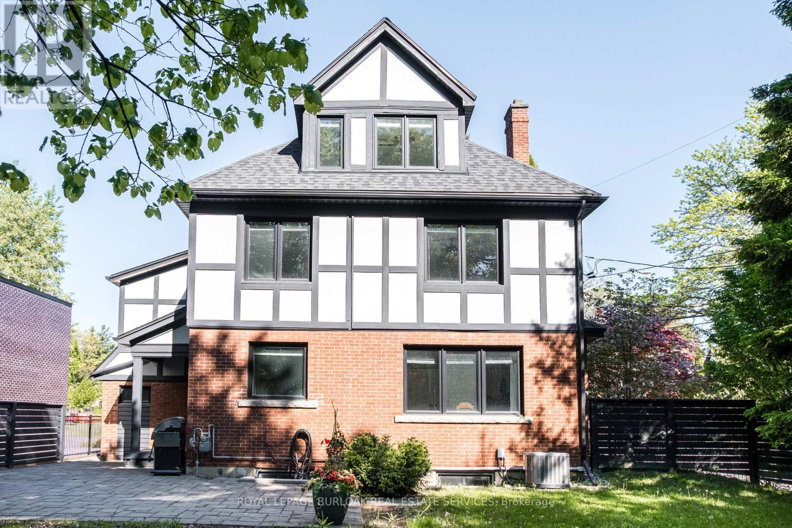 3 Oakwood Place, Hamilton, Ontario  L8S 4C9 - Photo 46 - X12187018